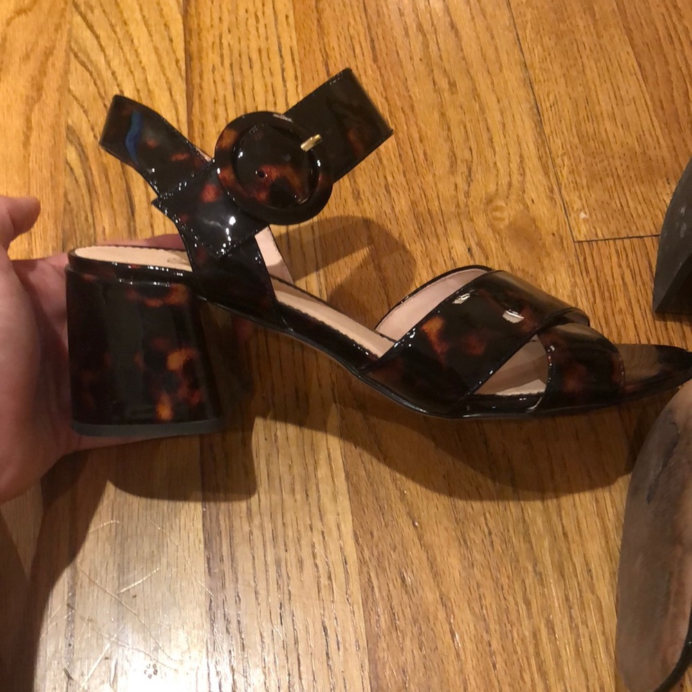 Tortoise patten leather block sandal